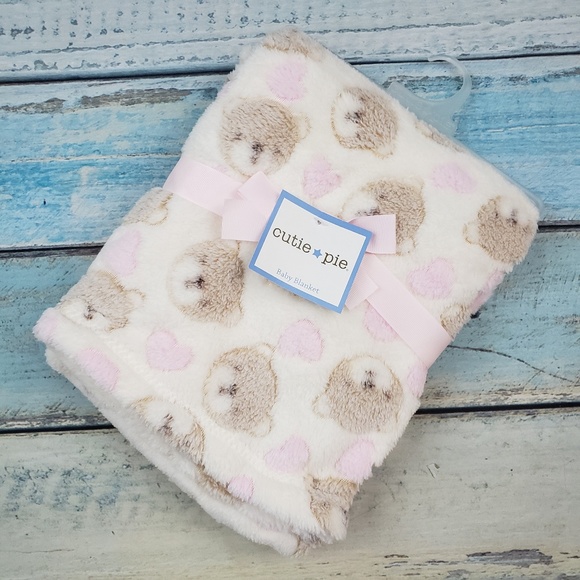 cutie pie Other - Cutie Pie Teddy Bear Fleece Blanket